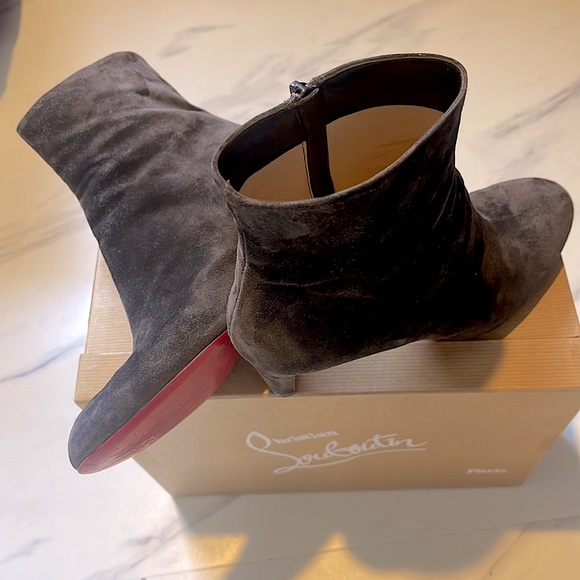 Louboutin Brown Suede Boots (37.5) - Picture 6 of 10